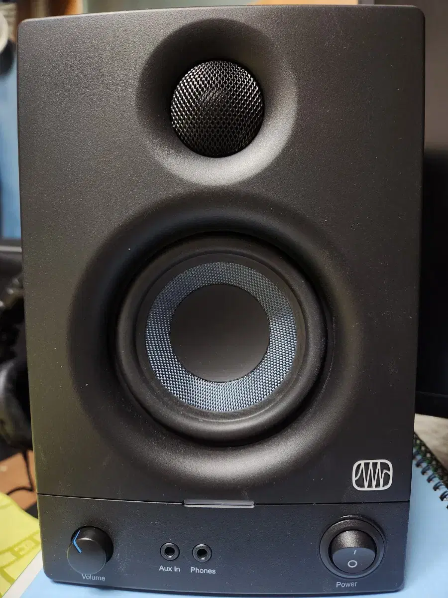 Presonus eris e3.5 스피커